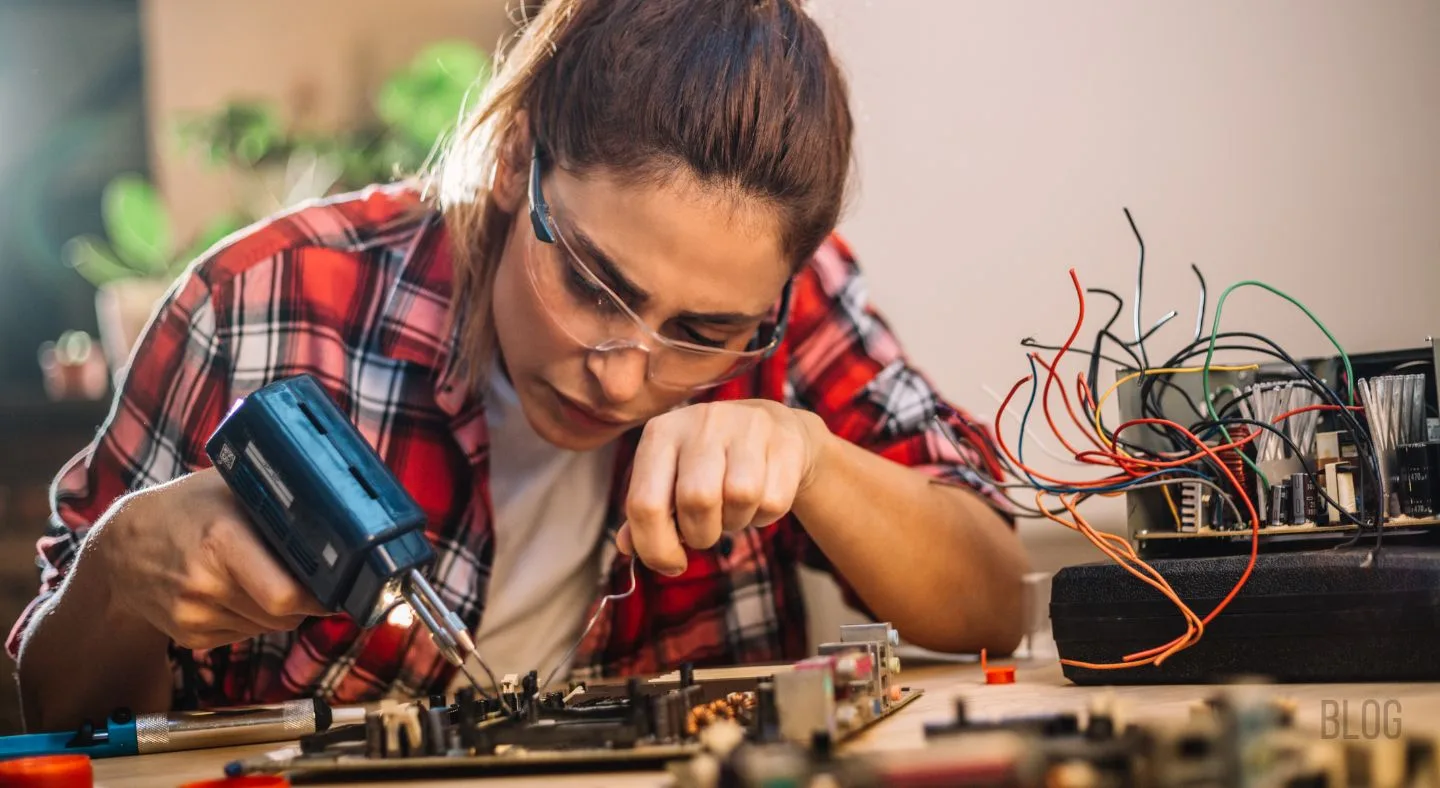 Common Electrical Problems at Home and How to Fix Them